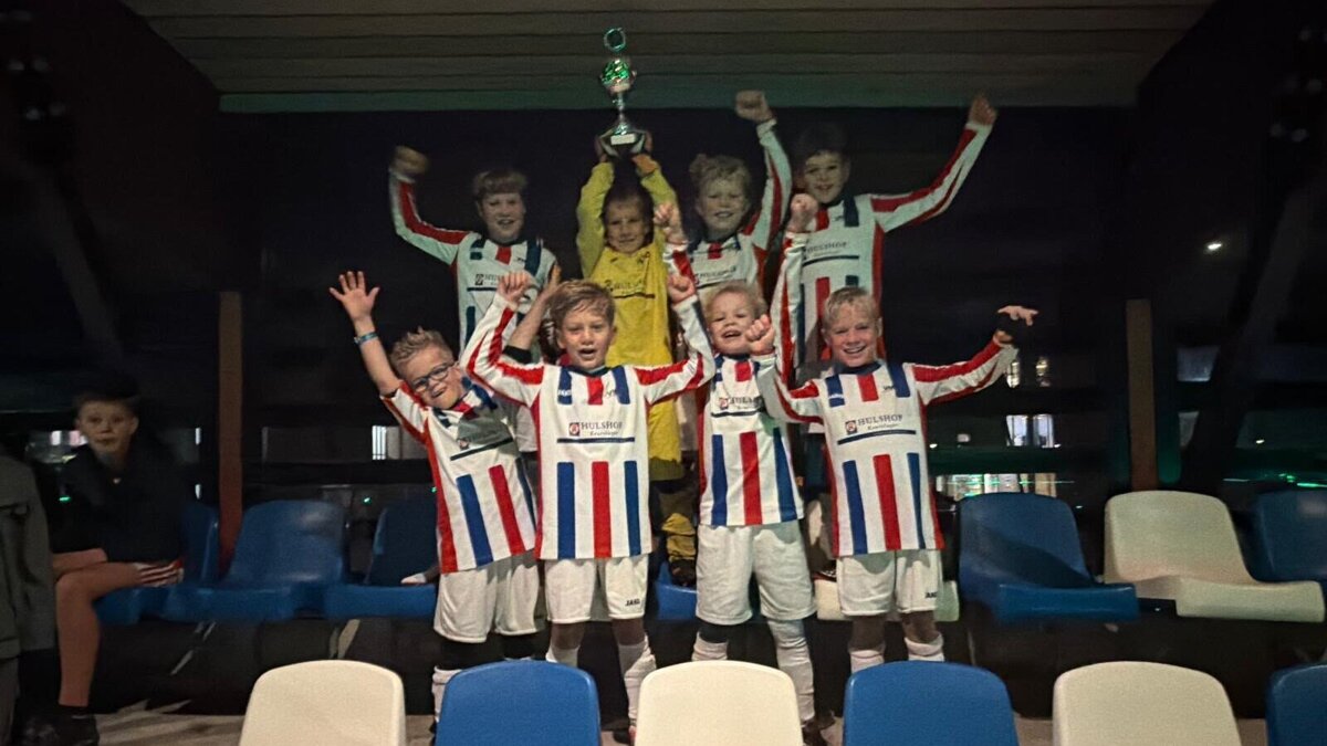 Zaterdagavond O10 Nr. 06