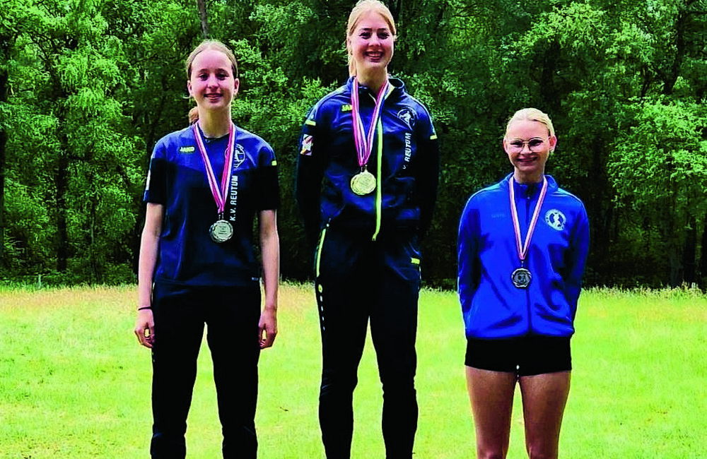 Lotte Telgenhof (cat. 4 meisjes) met haar podiumplaats)