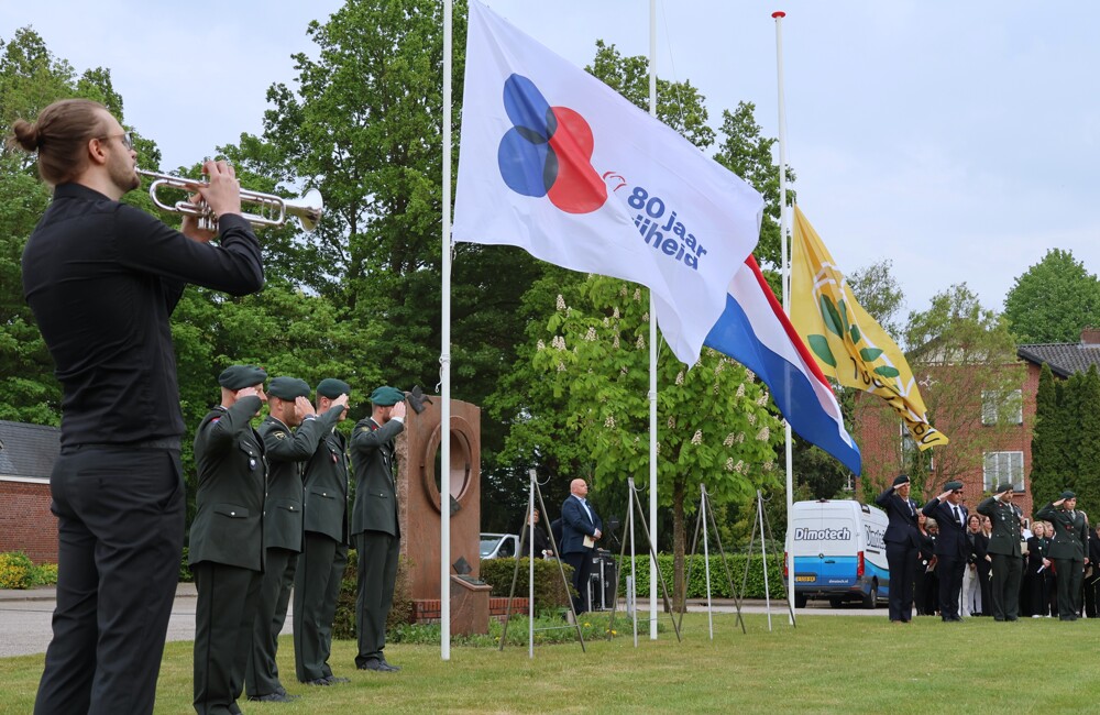 4-5-2026 gemeentelijke dodenherdenking (7).JPG