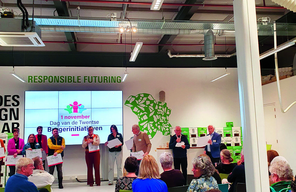 20251101_155844 (002).jpg fotoUT.jpg