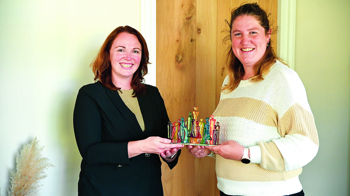 Silke Tulk en wethouder Hilde Berning.JPG