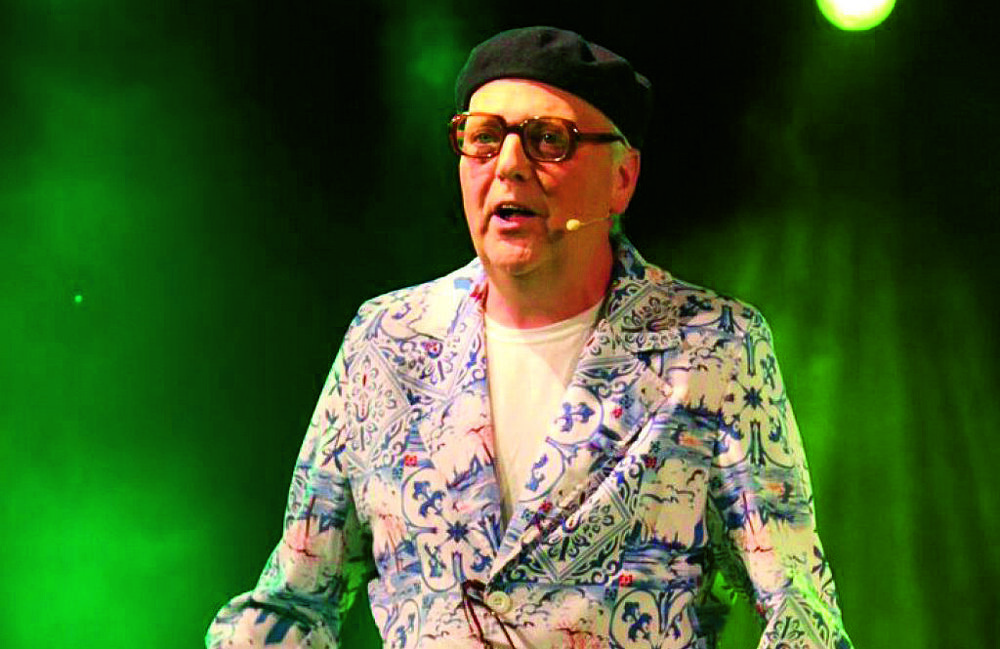 Bennie Oude Oosterik als Bets Pikstrik.jpg